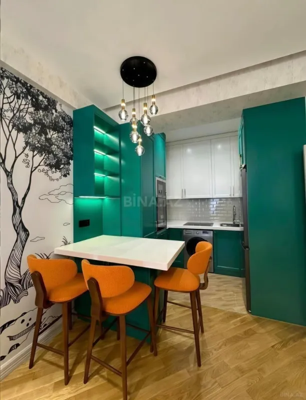 Kirayə verilir 2 otaqlı mənzil 75 m²