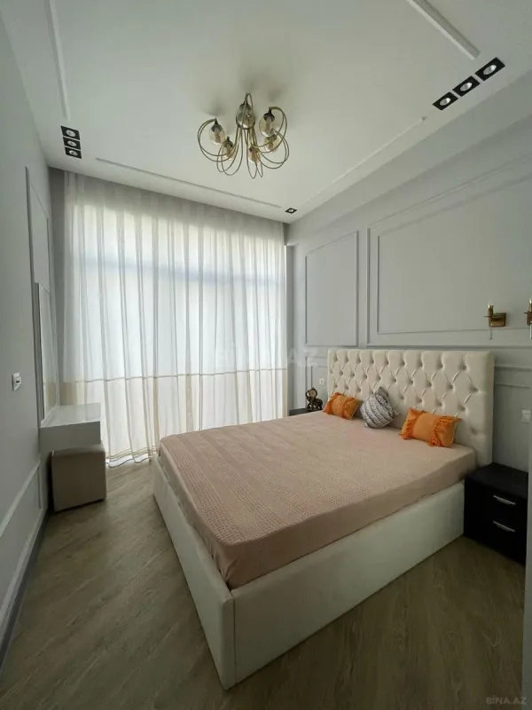 Satılır 4 otaqlı həyət evi 200 m²