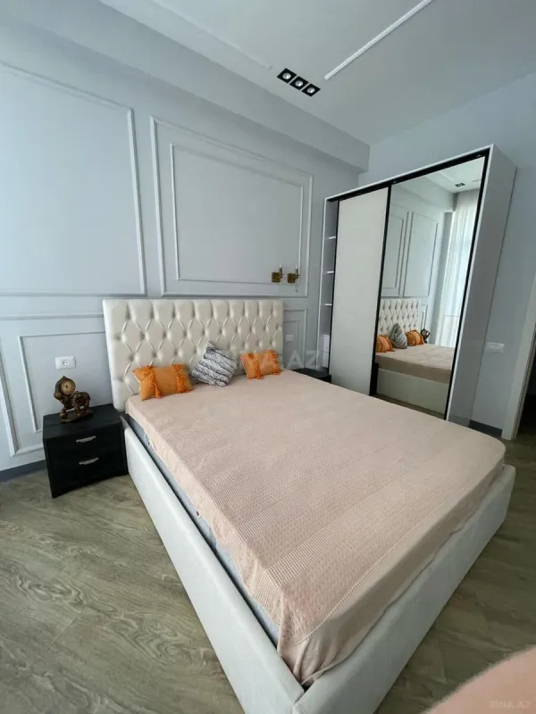 Satılır 4 otaqlı həyət evi 200 m²