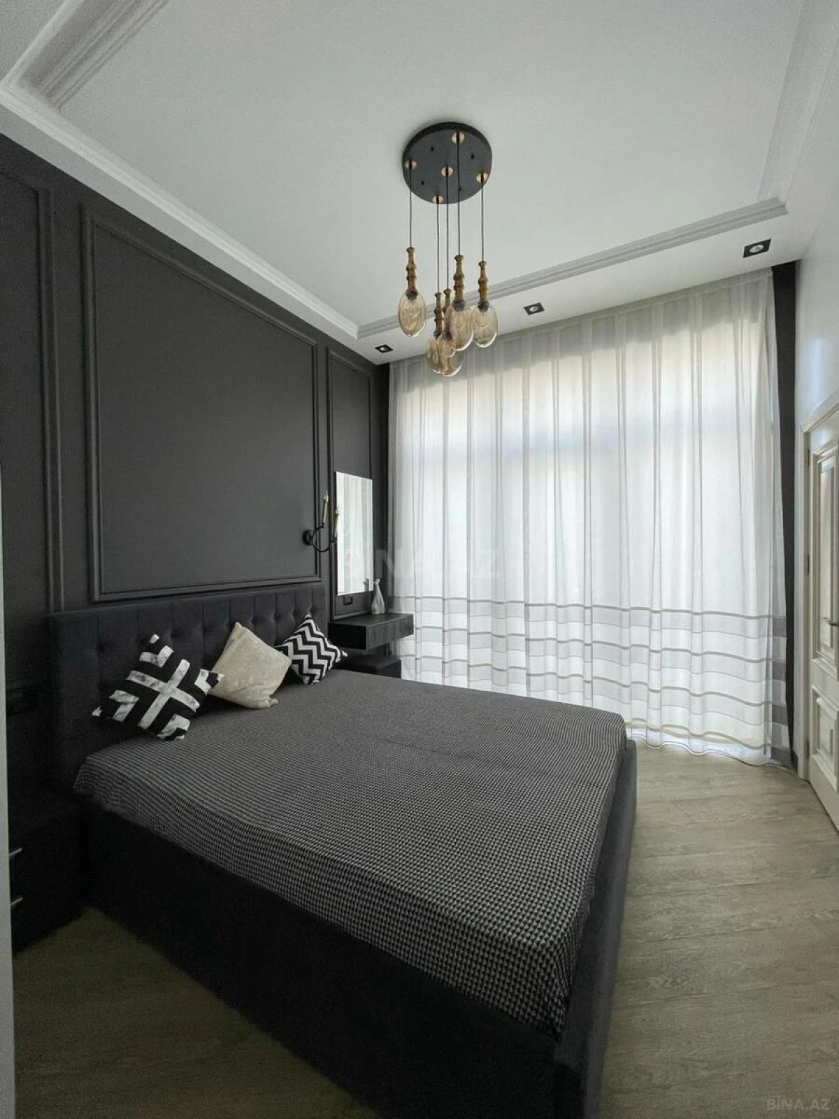 Satılır 4 otaqlı həyət evi 200 m²