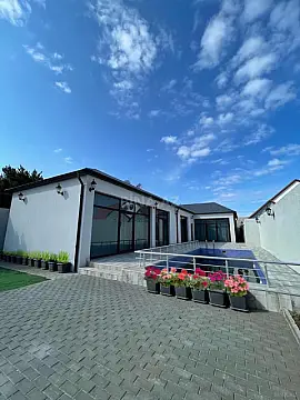 Satılır 4 otaqlı həyət evi 200 m² — Bakı, Şüvəlan 4 otaq 200.00 m²