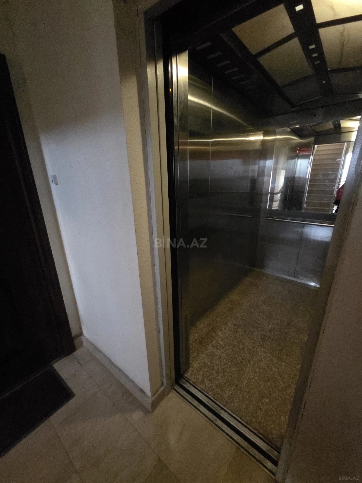 Kirayə verilir 3 otaqlı mənzil 95 m²