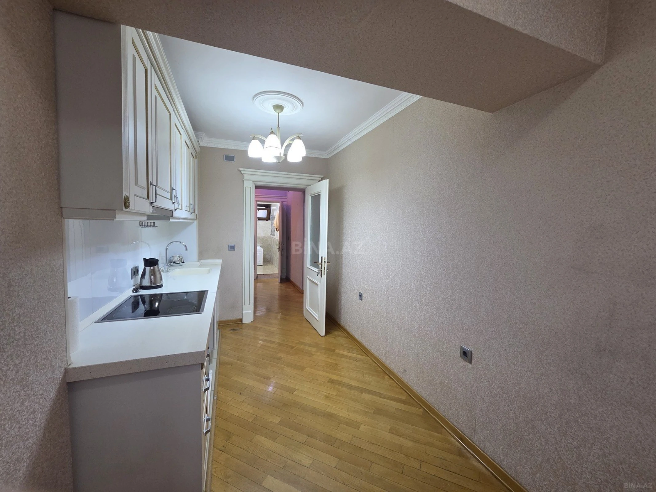 Kirayə verilir 3 otaqlı mənzil 95 m²