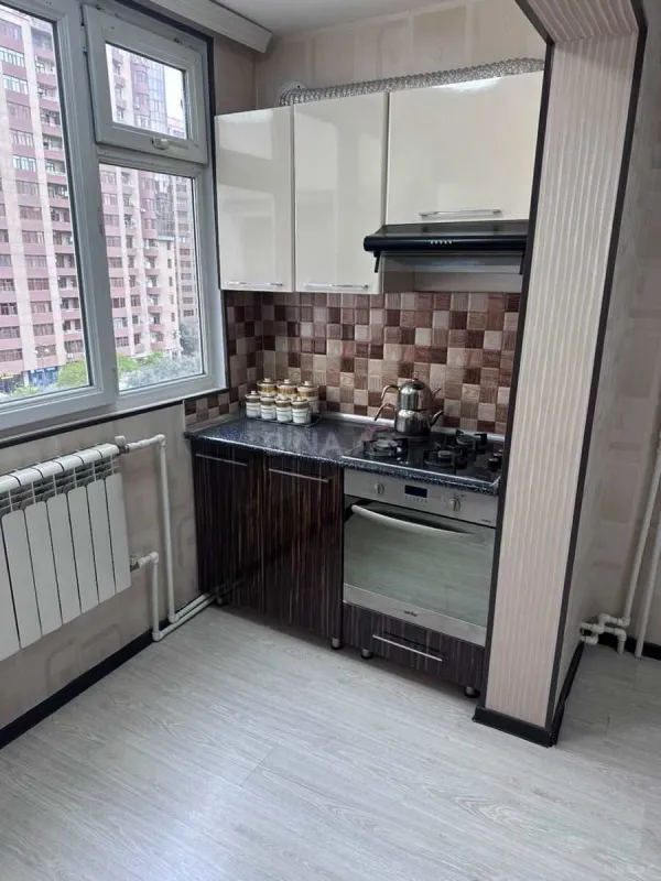 Kirayə verilir 3 otaqlı mənzil 100 m²