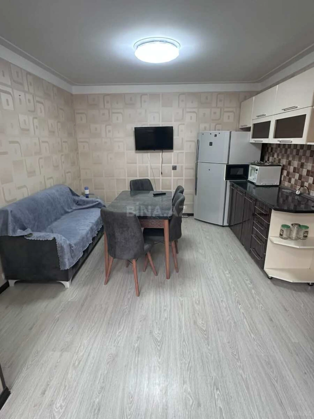 Kirayə verilir 3 otaqlı mənzil 100 m²