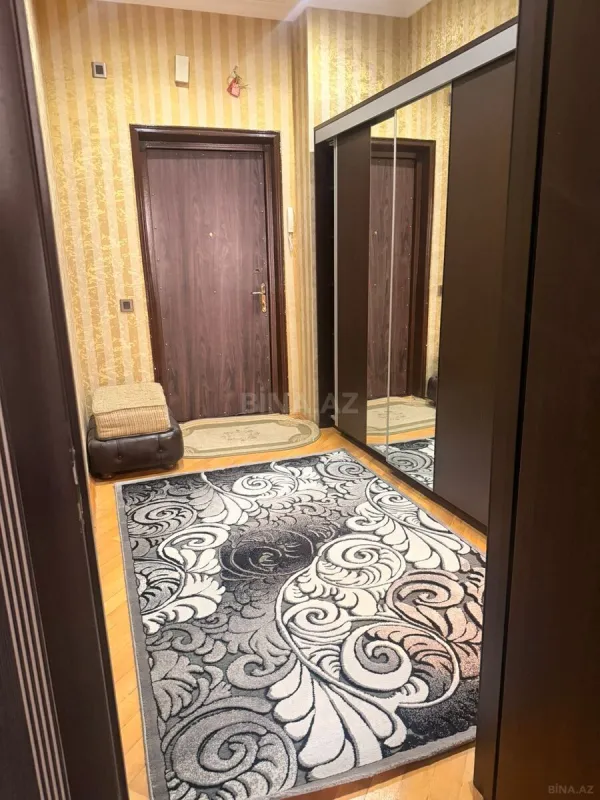 Kirayə verilir 2 otaqlı mənzil 63 m²