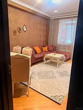 Kirayə verilir 2 otaqlı mənzil 63 m²