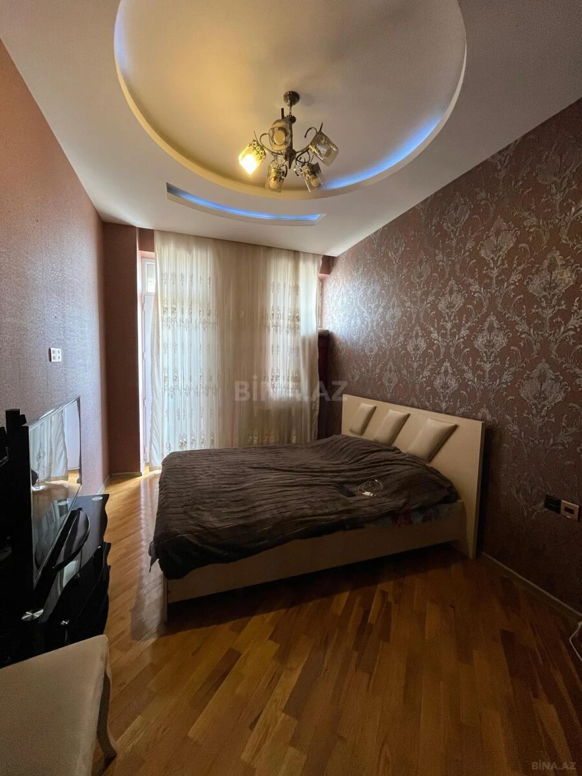 Satılır 2 otaqlı mənzil 70 m²
