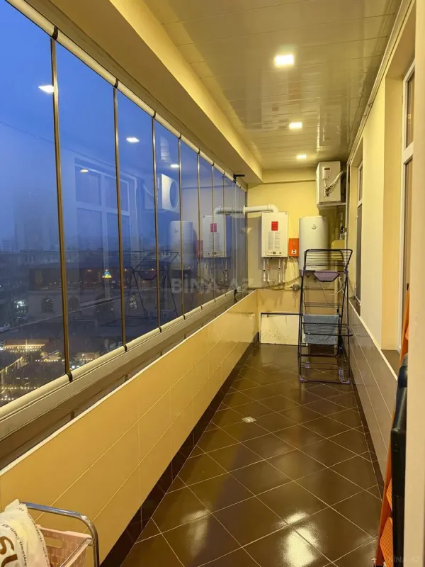 Kirayə verilir 3 otaqlı mənzil 145 m²