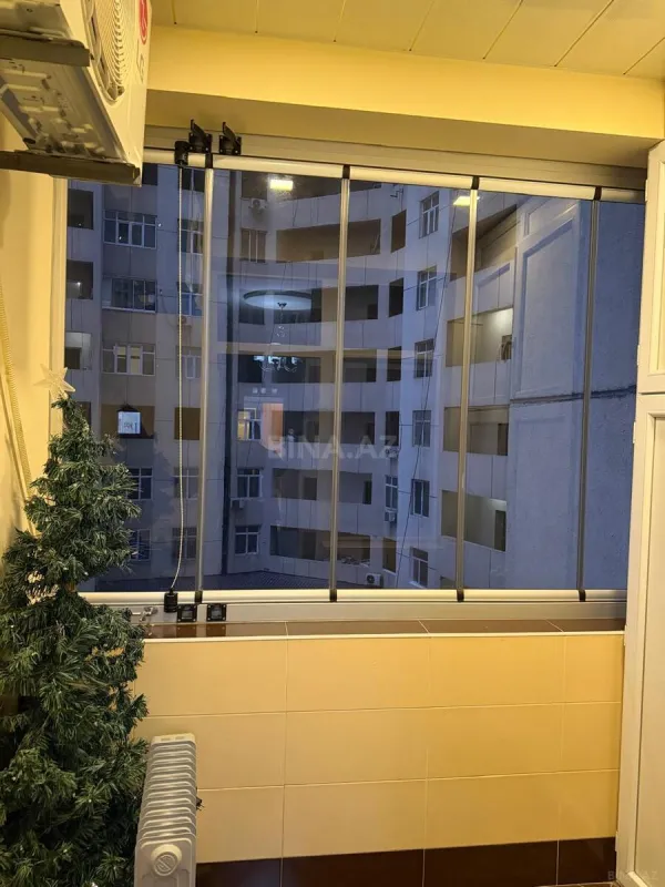 Kirayə verilir 3 otaqlı mənzil 145 m²
