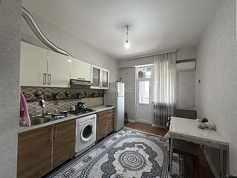 Satılır 1 otaqlı mənzil 50 m²