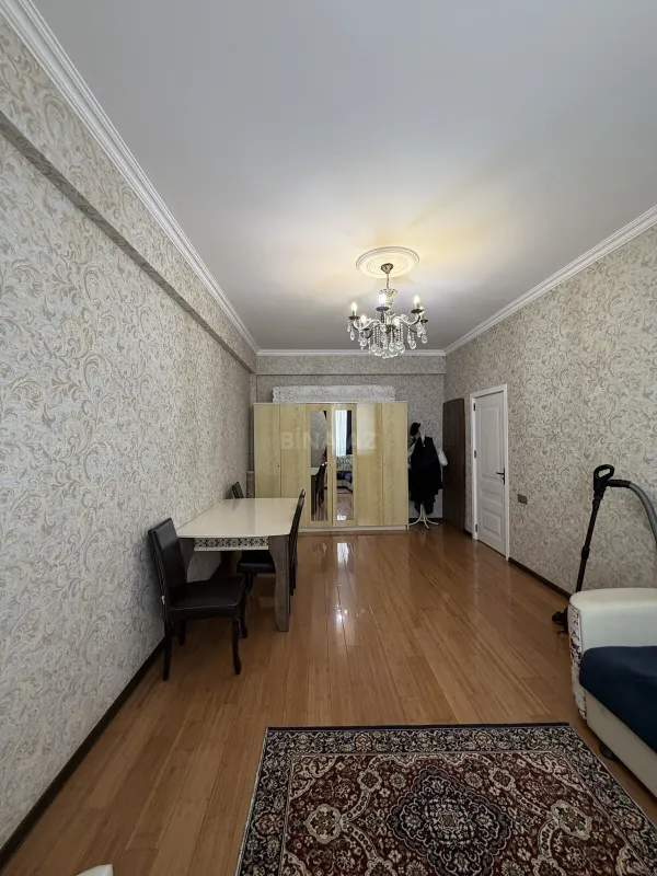 Satılır 1 otaqlı mənzil 50 m²