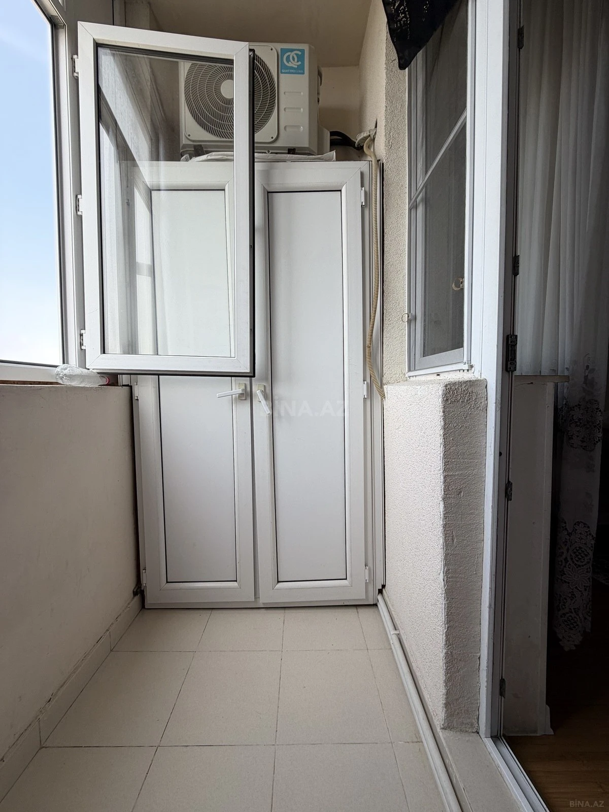 Satılır 1 otaqlı mənzil 50 m²