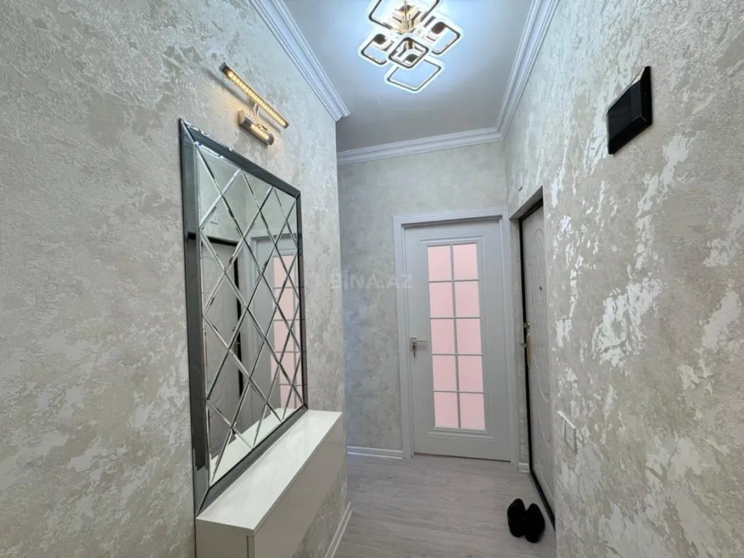 Satılır 2 otaqlı mənzil 55 m²