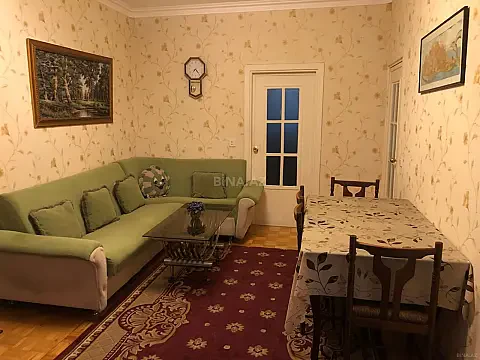 Satılır 3 otaqlı mənzil 70 m² — Bakı, Memar Əcəmi yanı 3 otaq 70.00 m²