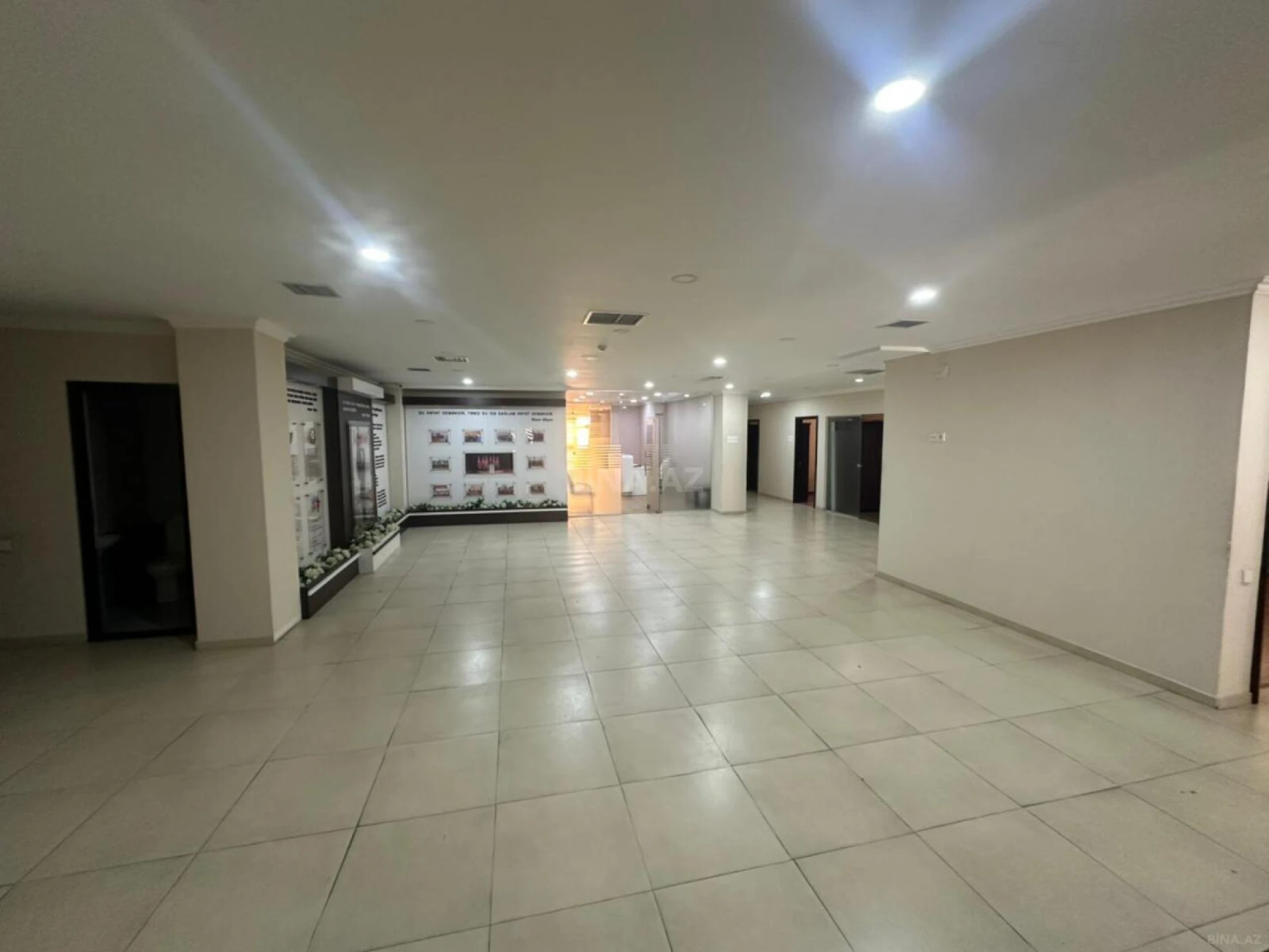 Kirayə verilir 13 otaqlı ofis 700 m²