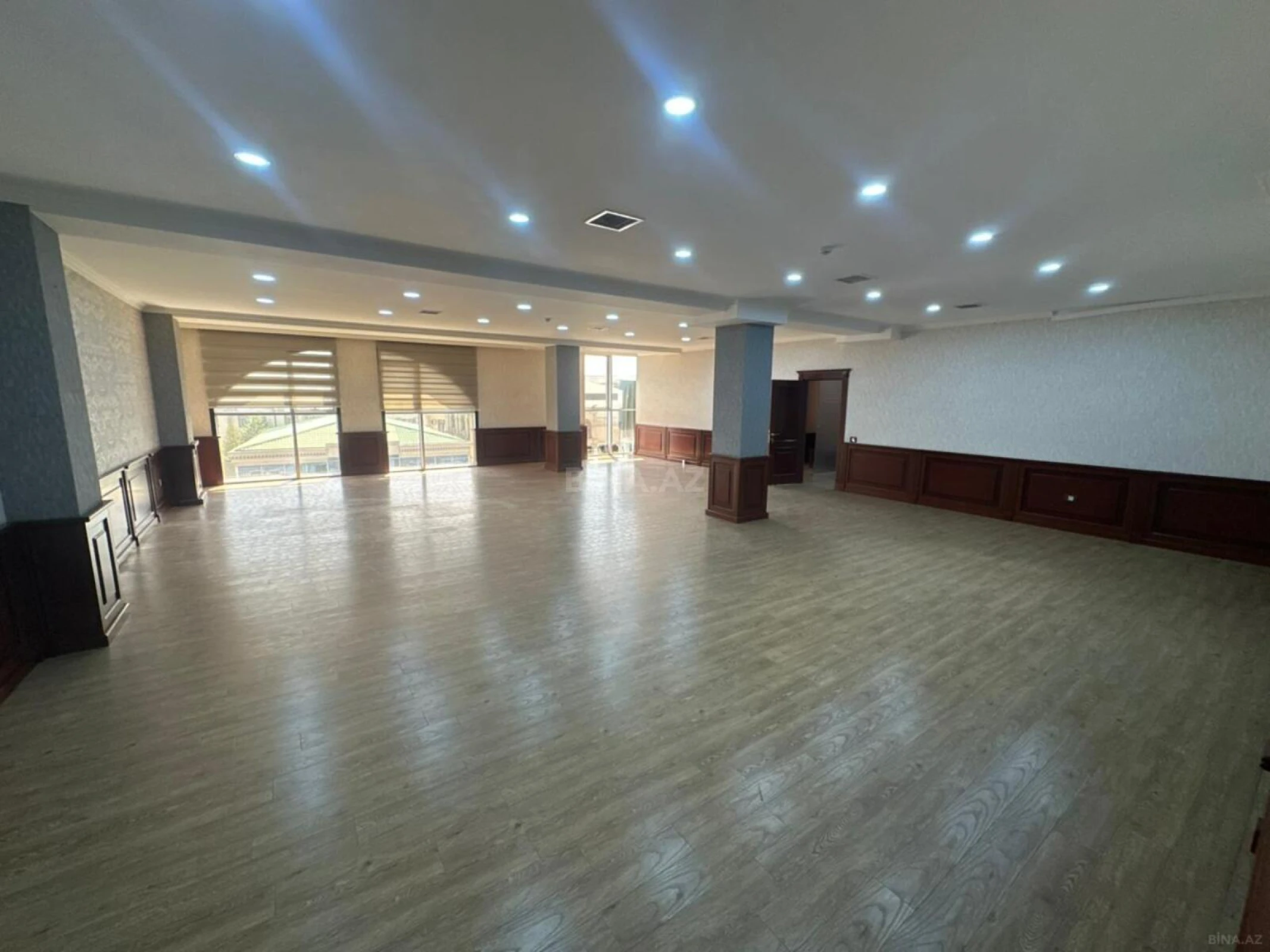 Kirayə verilir 13 otaqlı ofis 700 m²