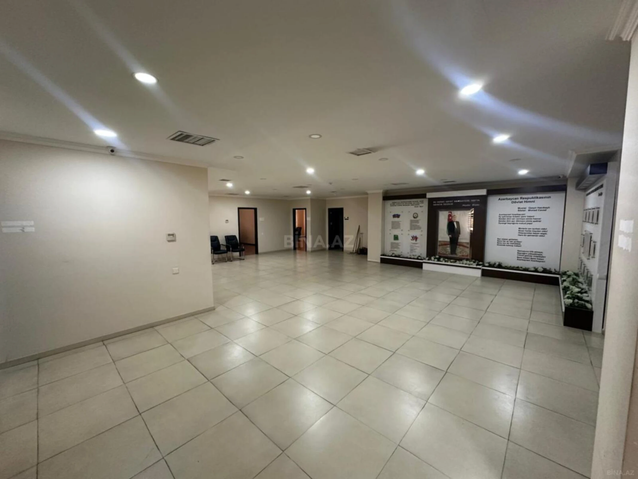 Kirayə verilir 13 otaqlı ofis 700 m²