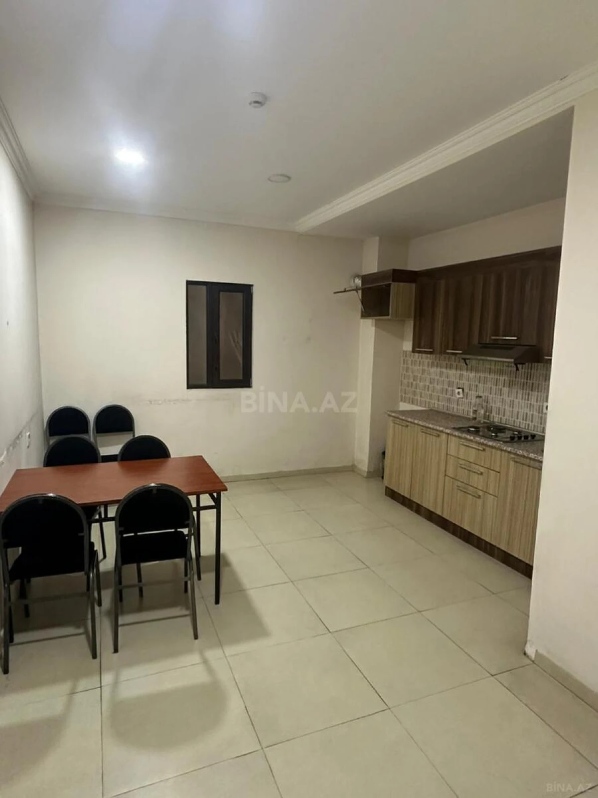 Kirayə verilir 13 otaqlı ofis 700 m²