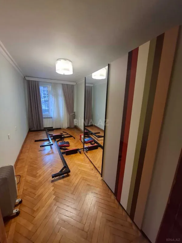 Satılır 3 otaqlı mənzil 70 m²