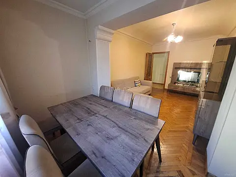 Satılır 3 otaqlı mənzil 70 m²