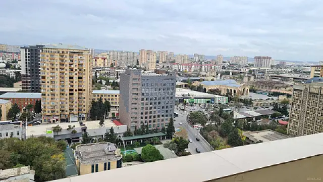 Kirayə verilir 3 otaqlı mənzil 150 m² — Bakı, Nərimanov 3 otaq 150.00 m²