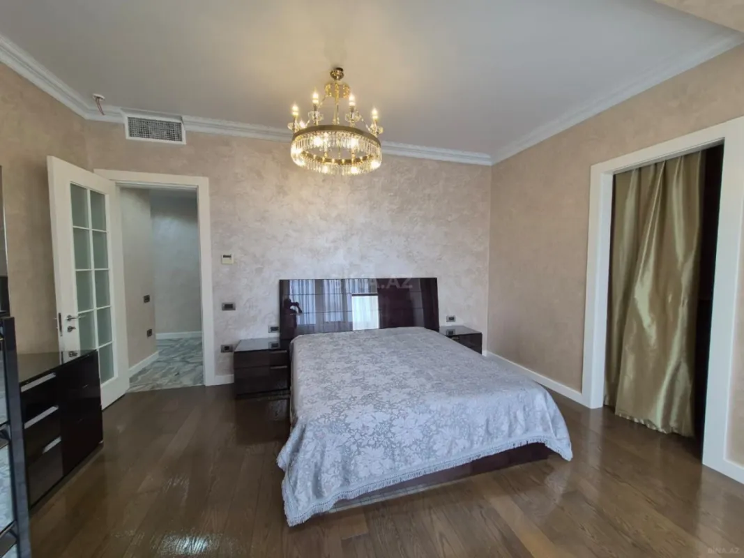 Kirayə verilir 3 otaqlı mənzil 170 m²