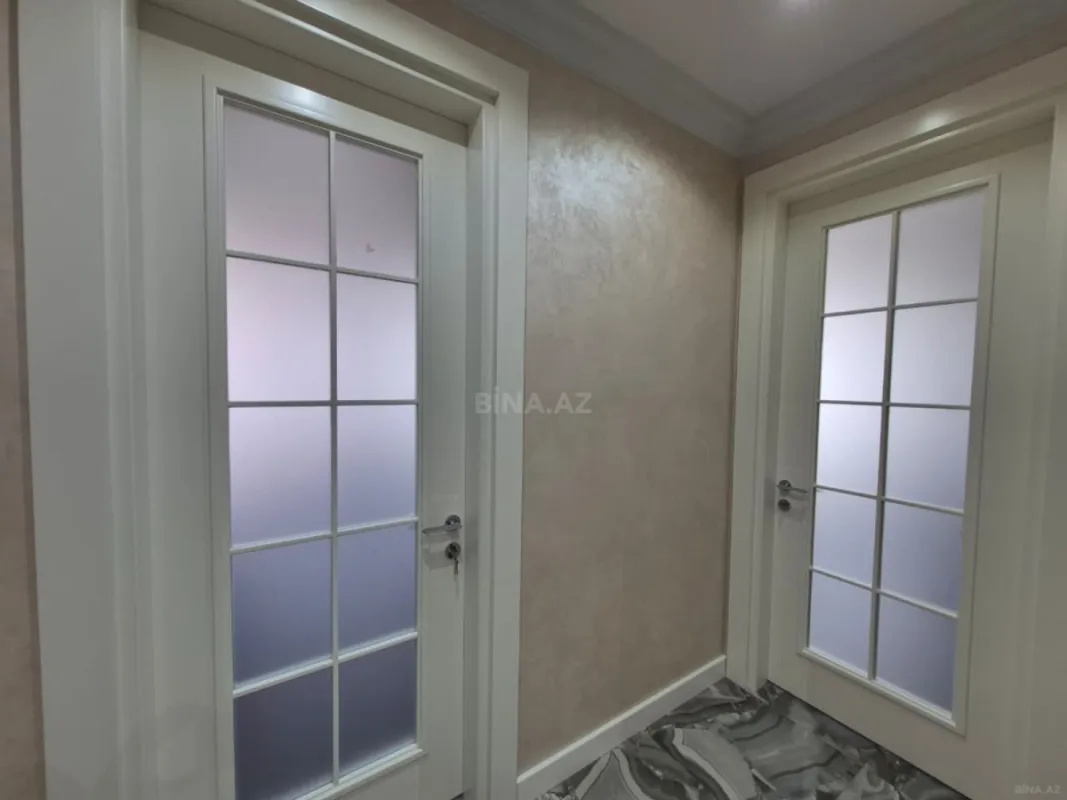 Kirayə verilir 3 otaqlı mənzil 170 m²