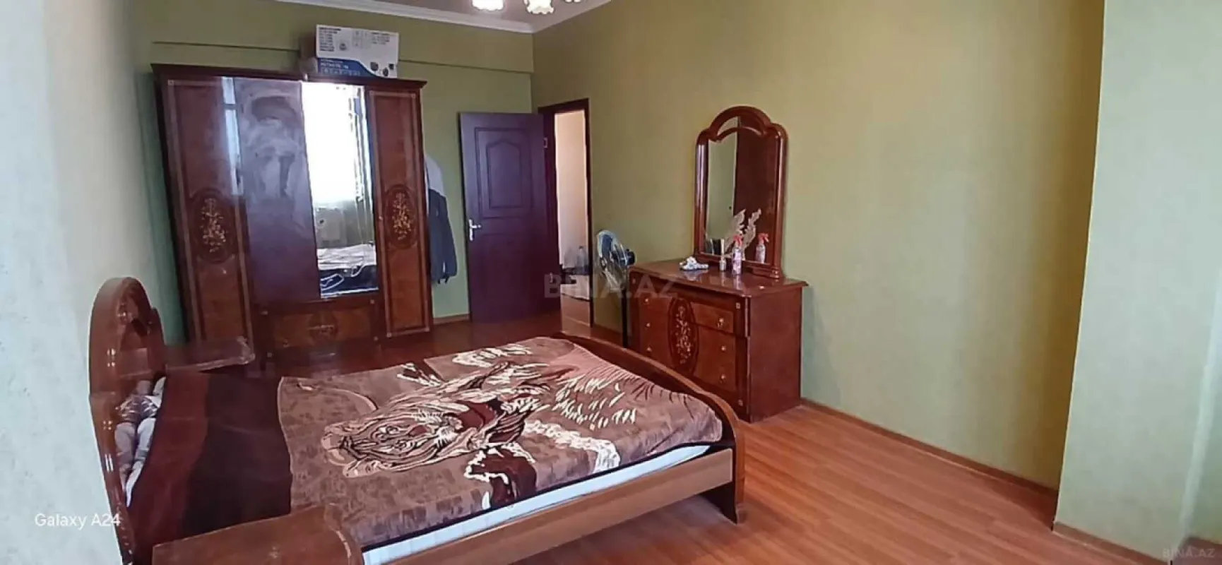 Satılır 3 otaqlı mənzil 86 m²