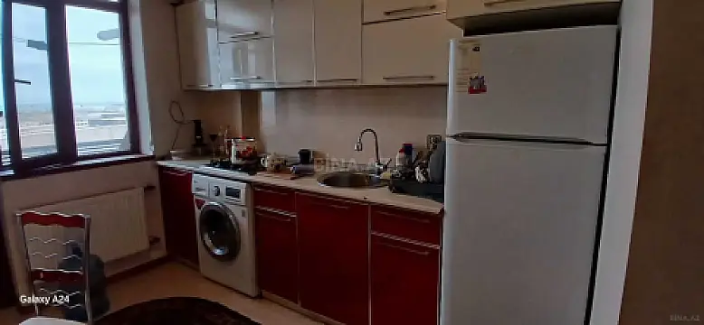 Satılır 3 otaqlı mənzil 86 m²