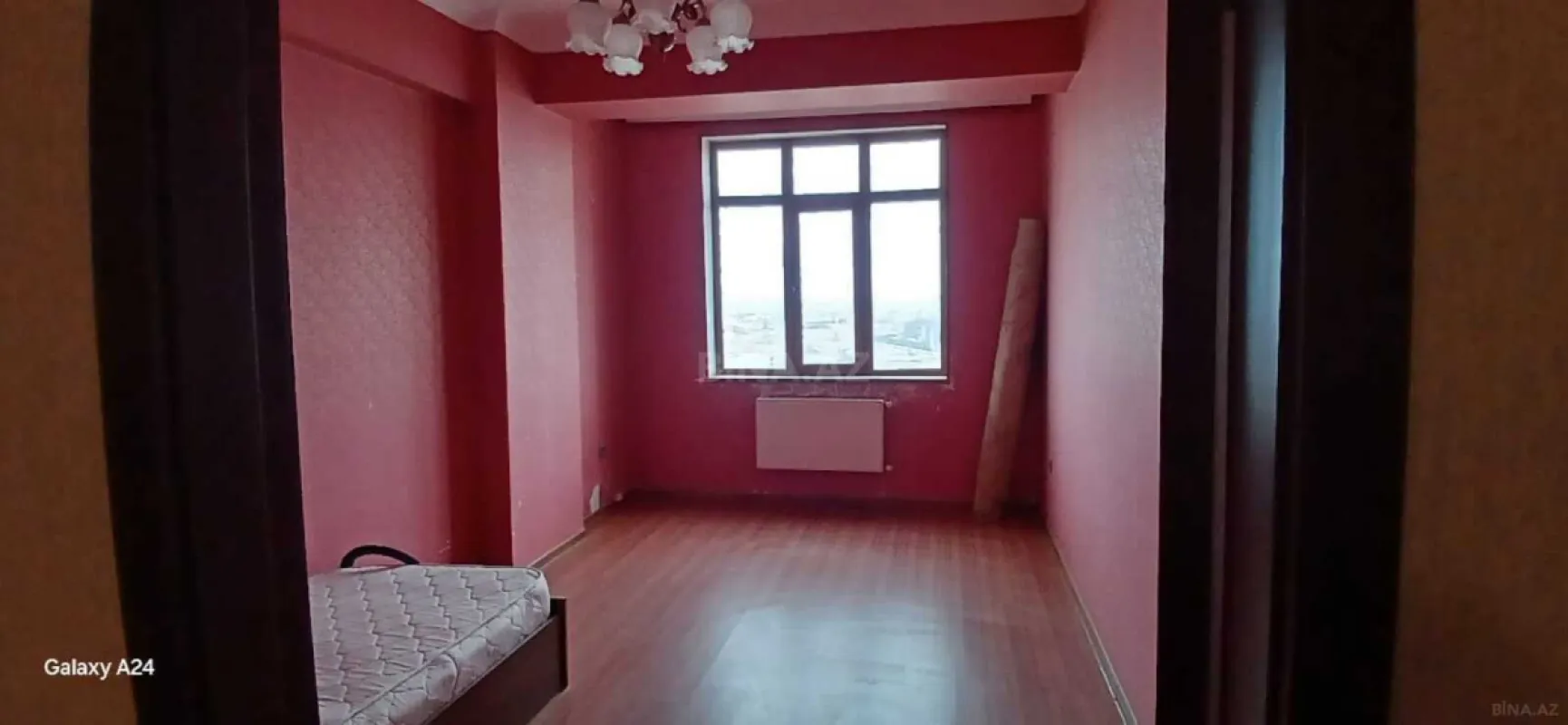 Satılır 3 otaqlı mənzil 86 m²