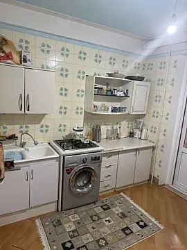 Satılır 4 otaqlı mənzil 100 m²