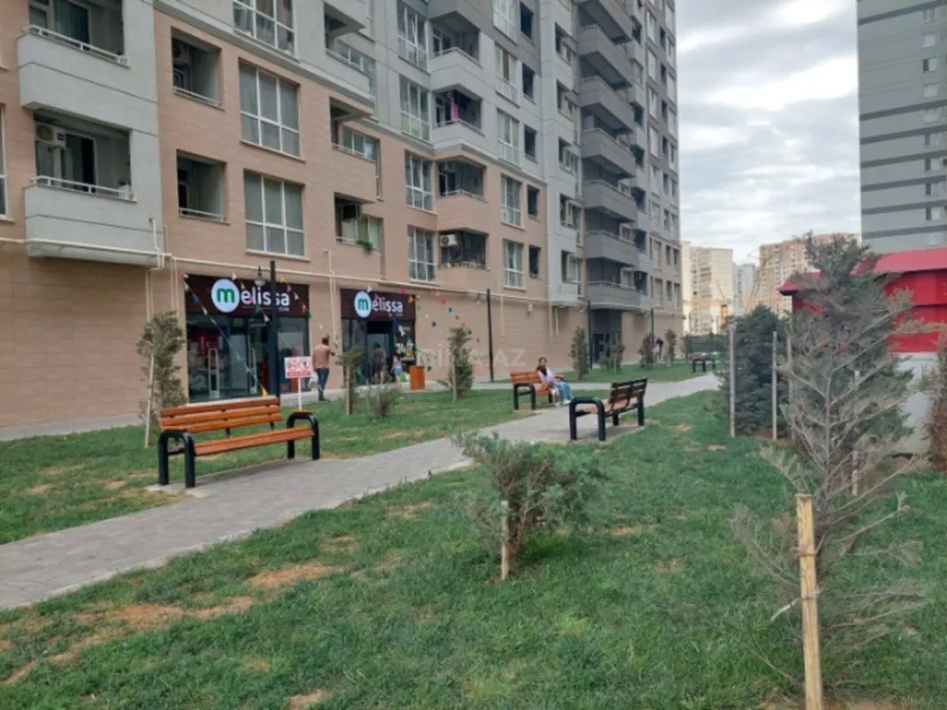 Satılır 2 otaqlı mənzil 70 m²