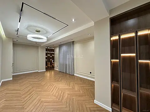 Satılır 4 otaqlı mənzil 140 m² — Bakı 4 otaq 140.00 m²