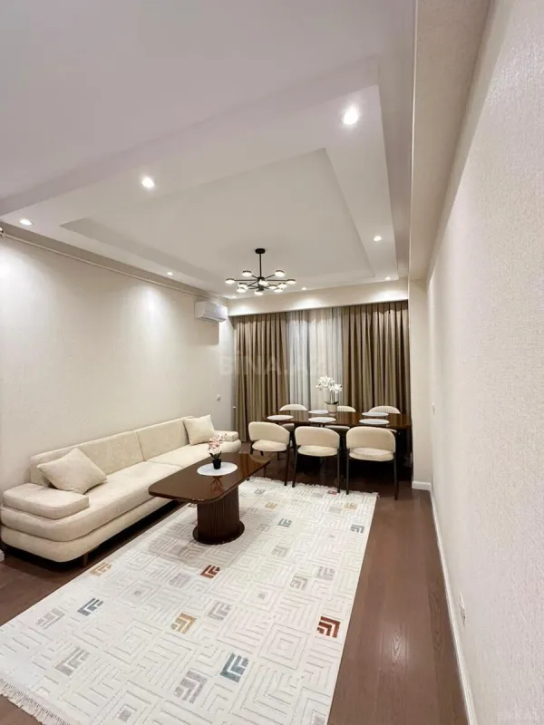 Satılır 2 otaqlı mənzil 49 m²