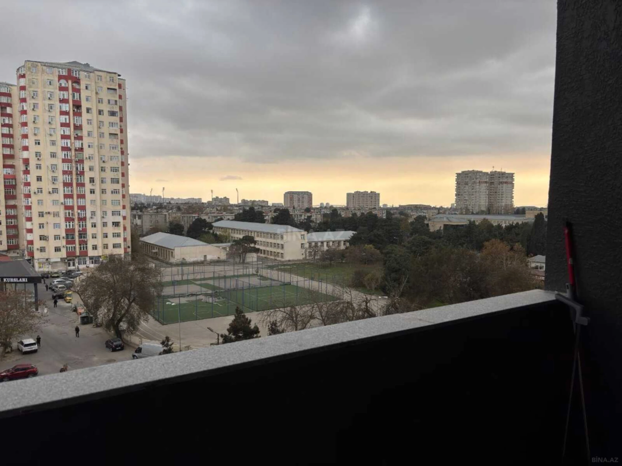 Kirayə verilir 2 otaqlı mənzil 65 m²