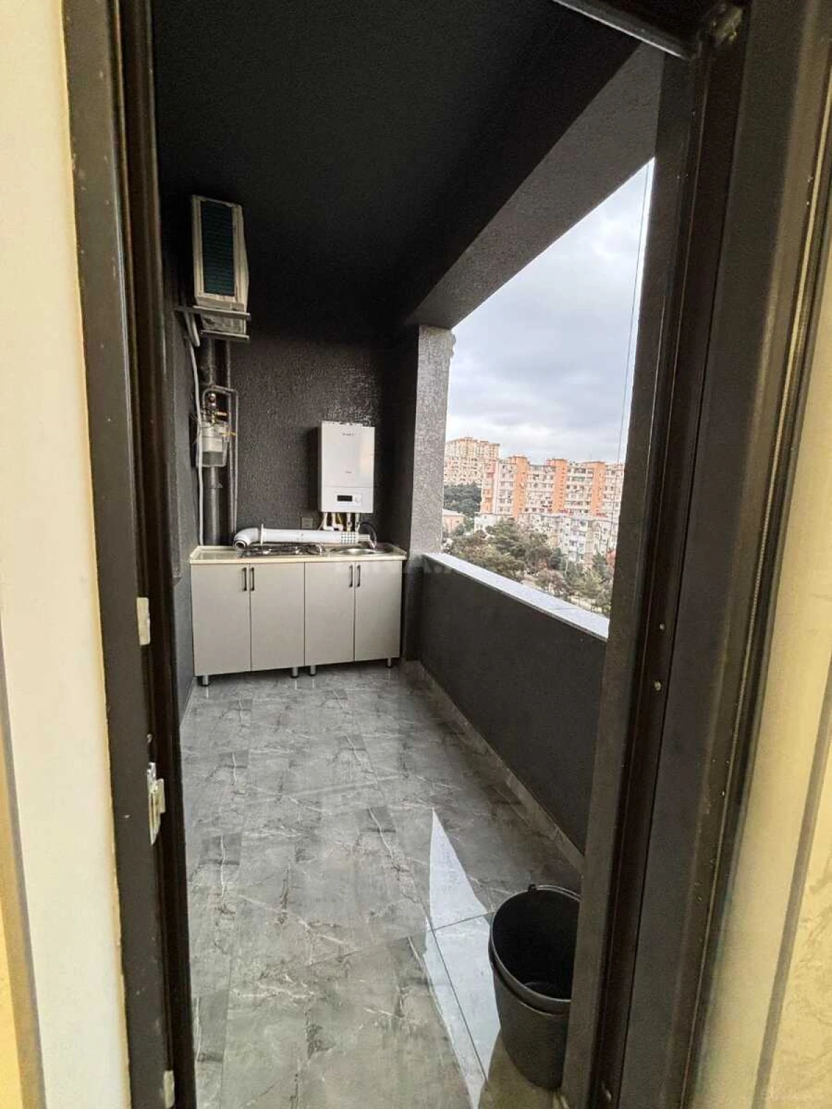 Kirayə verilir 2 otaqlı mənzil 65 m²