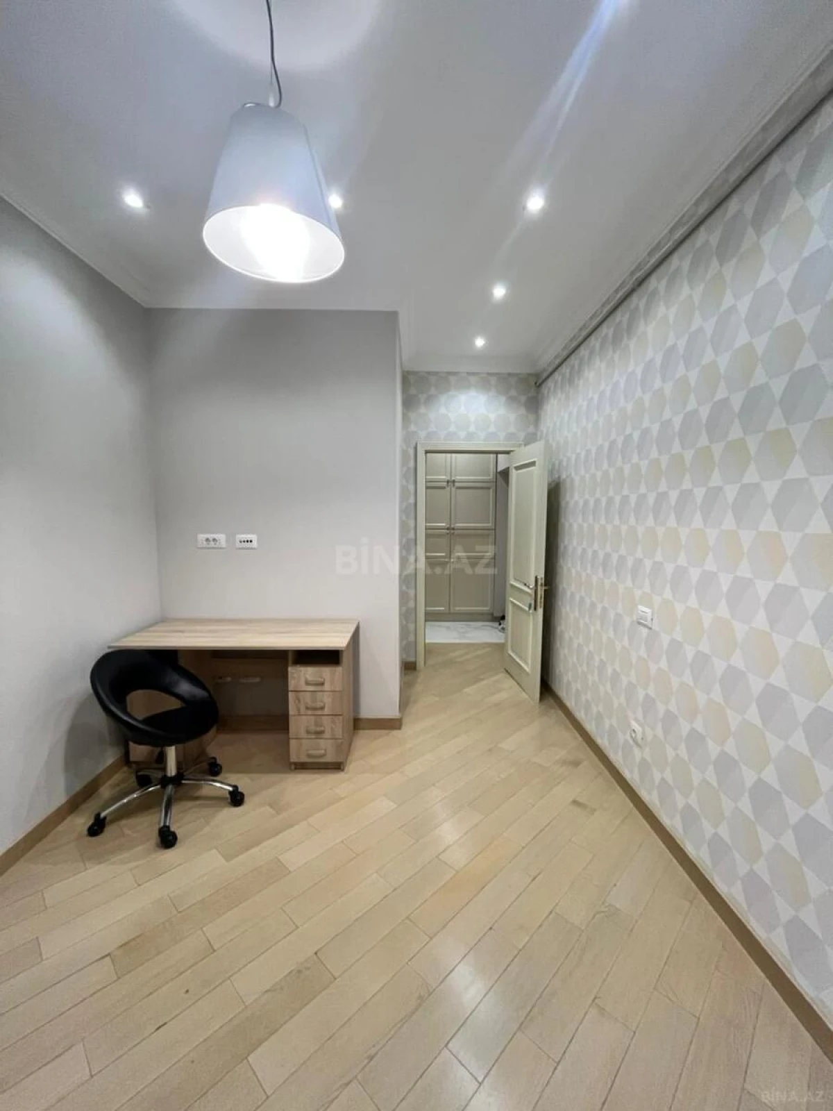 Satılır 2 otaqlı mənzil 50 m²