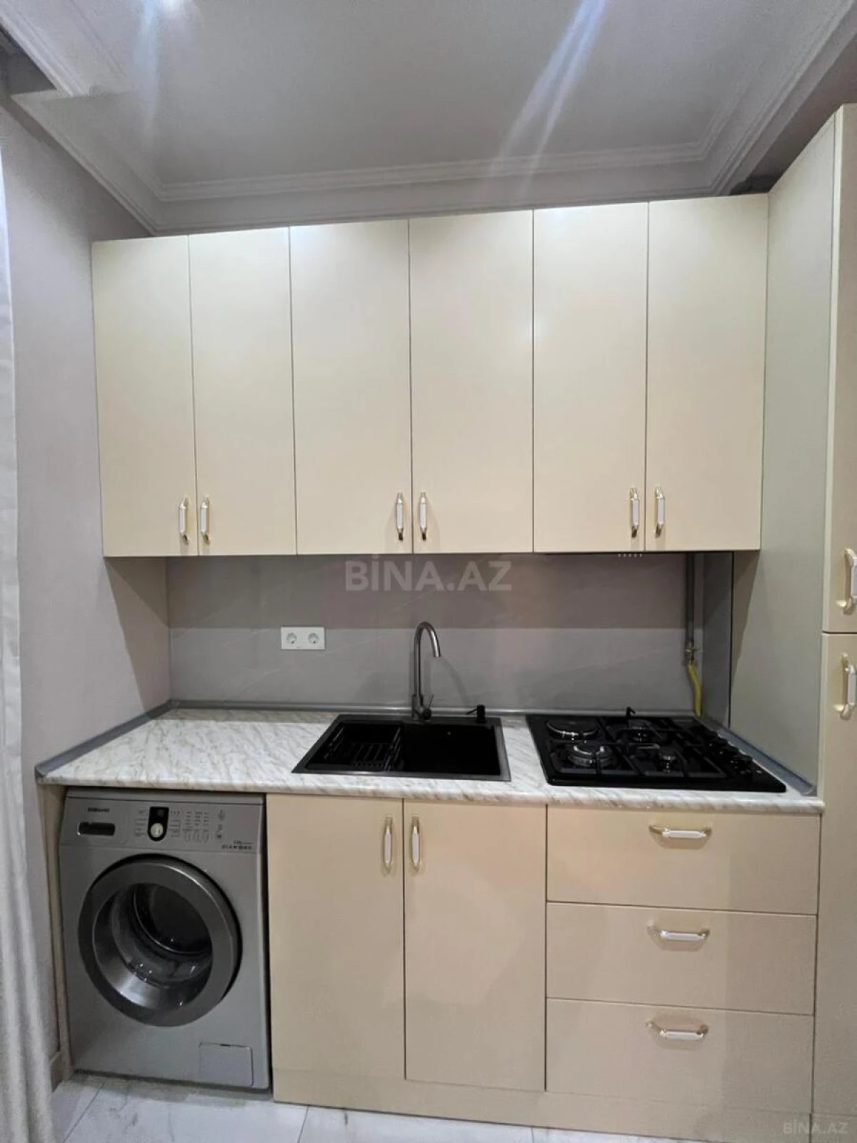 Satılır 2 otaqlı mənzil 50 m²