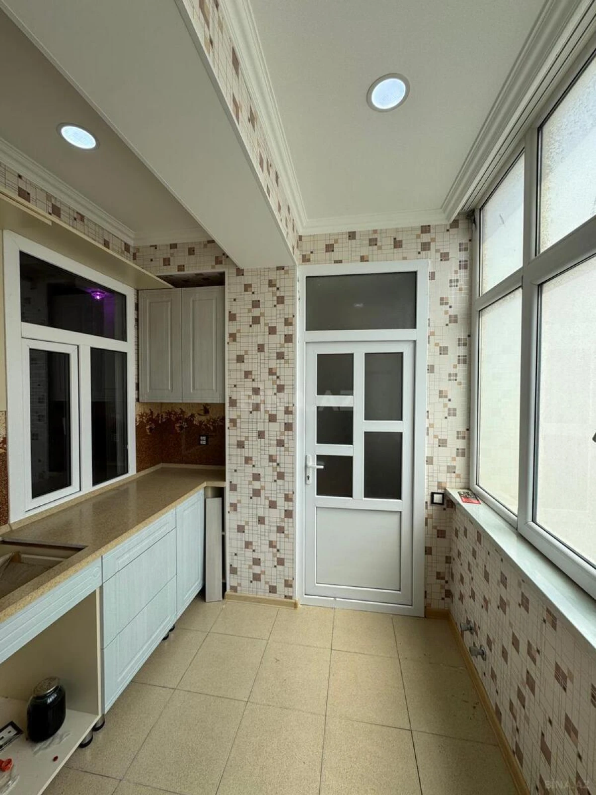 Satılır 3 otaqlı mənzil 75 m²