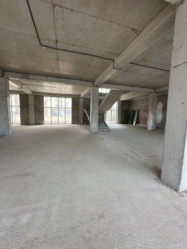 Satılır obyekt 97.2 m²