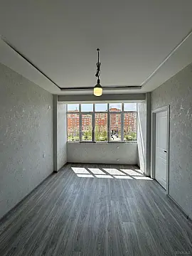 Satılır 2 otaqlı mənzil 44 m²