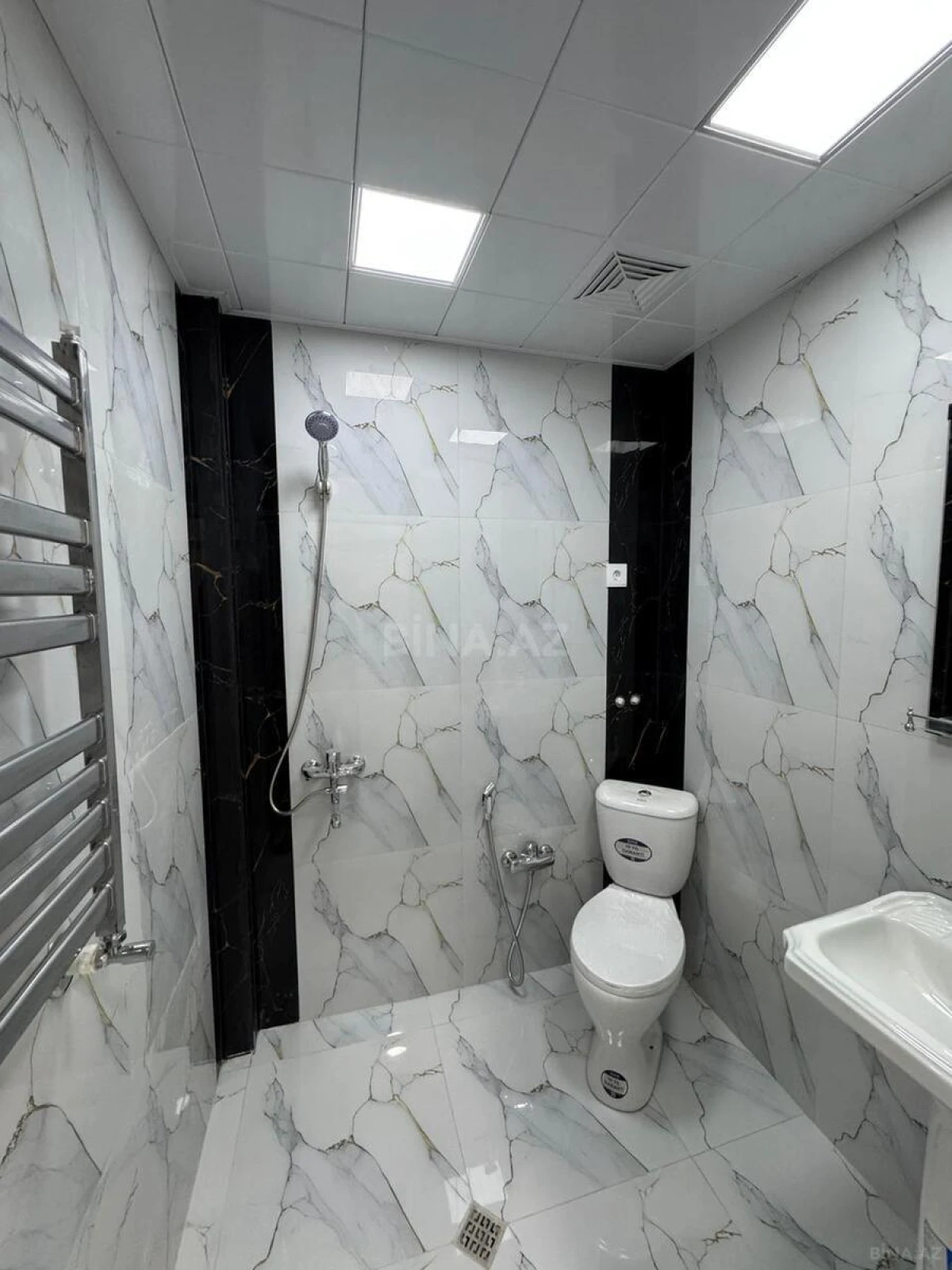 Satılır 2 otaqlı mənzil 44 m²