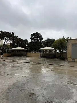 Satılır 4 otaqlı mənzil 150 m²