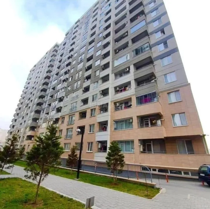 Kirayə verilir 1 otaqlı mənzil 28 m²