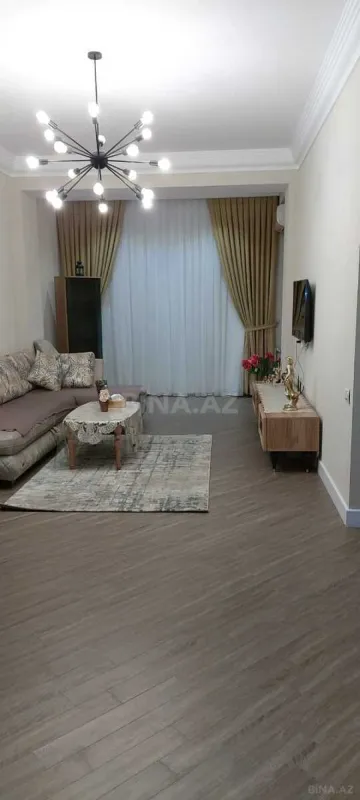 Kirayə verilir 2 otaqlı mənzil 70 m²