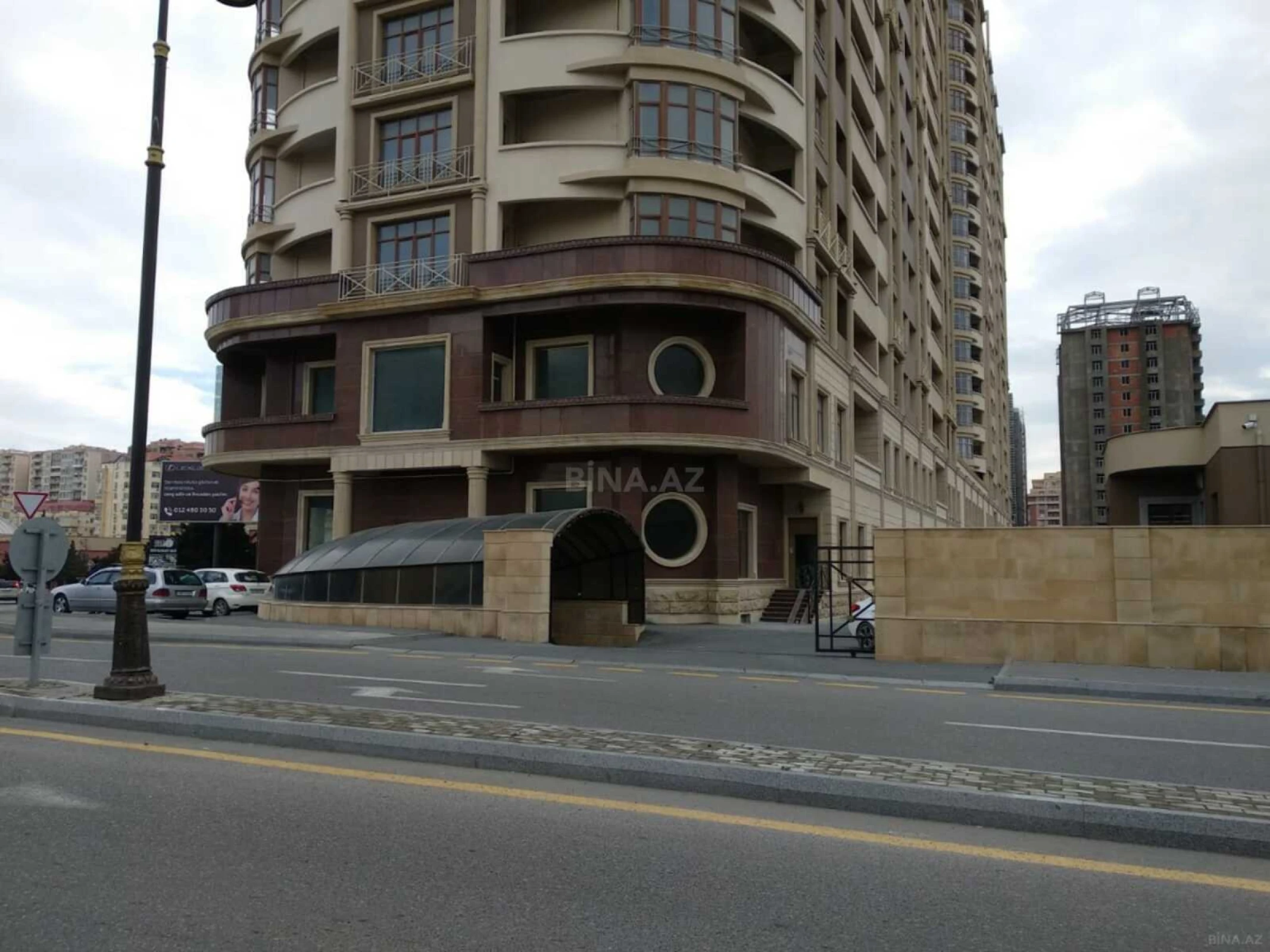 Kirayə verilir 2 otaqlı mənzil 70 m²