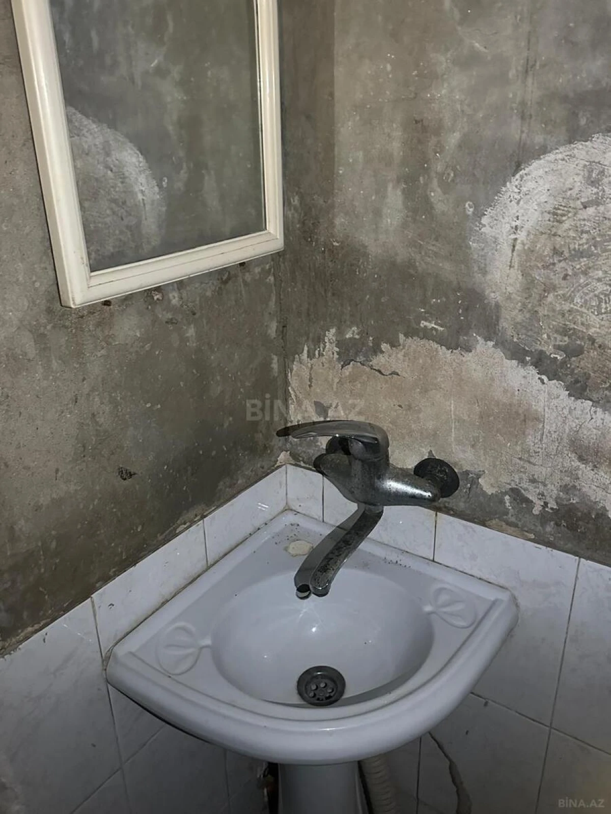 Satılır 1 otaqlı mənzil 30 m²