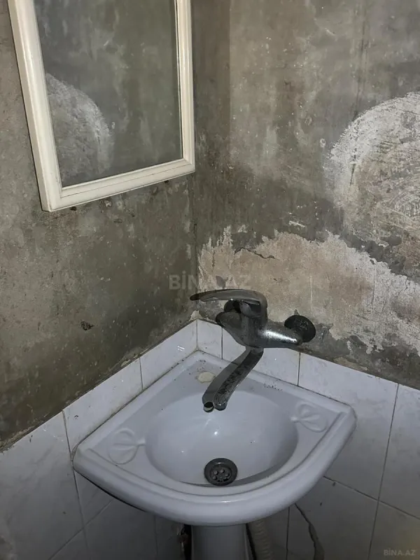 Satılır 1 otaqlı mənzil 30 m²