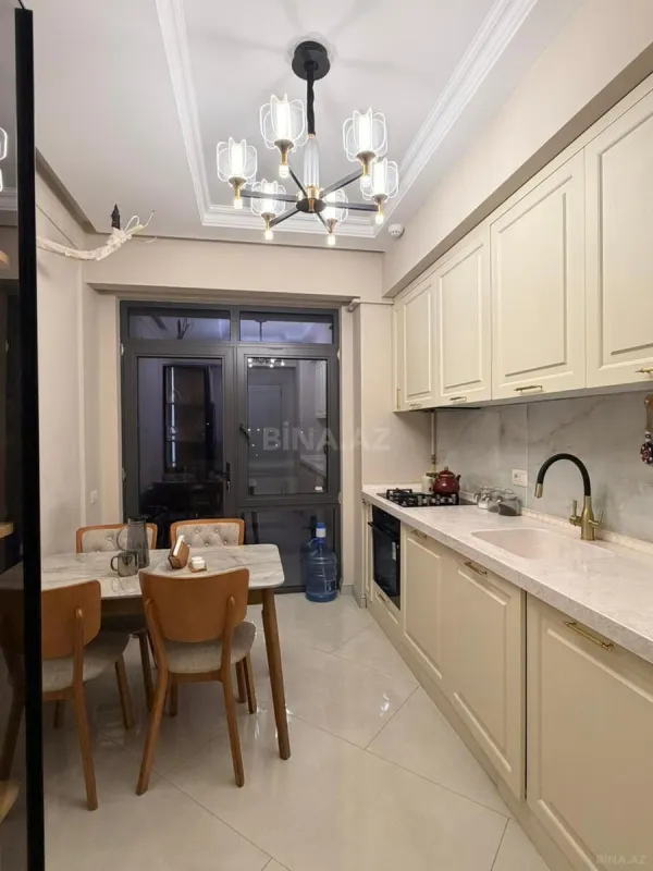 Satılır 3 otaqlı mənzil 84.5 m²
